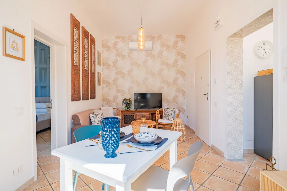 Camera con bagno privato — HARMONY HOUSE, Catania (Sicilia) (foto 20)